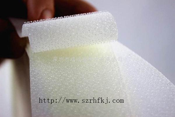 深圳市瑞鴻富科技有限公司是集于研發(fā)生產(chǎn)尼龍粘扣帶魔術(shù)貼、射出勾魔術(shù)貼、蘑菇頭魔術(shù)貼、細(xì)軟勾魔術(shù)貼、勾毛同體魔術(shù)貼、不抓毛魔術(shù)貼、發(fā)卷帶魔術(shù)貼、高周波電壓魔術(shù)貼、阻燃型防火魔術(shù)貼、背靠背粘扣帶,魔術(shù)貼捆綁帶,魔術(shù)貼扎帶、背膠沖型魔術(shù)貼、松緊彈力魔術(shù)貼、、3M魔術(shù)貼、魔術(shù)布/OK布、注塑袖口魔術(shù)貼、3D VR眼鏡頭帶、運(yùn)動器材魔術(shù)貼、醫(yī)用魔術(shù)貼、數(shù)據(jù)線收納皮扣、研磨片魔術(shù)貼、特殊魔術(shù)貼等產(chǎn)品為粘扣扎帶提供最好的解決方案定制加工的大型廠家之一